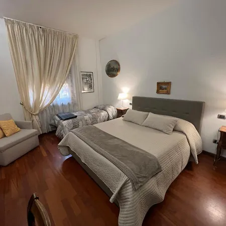 10 Minutes B&B Bed & Breakfast Verona Exterior photo